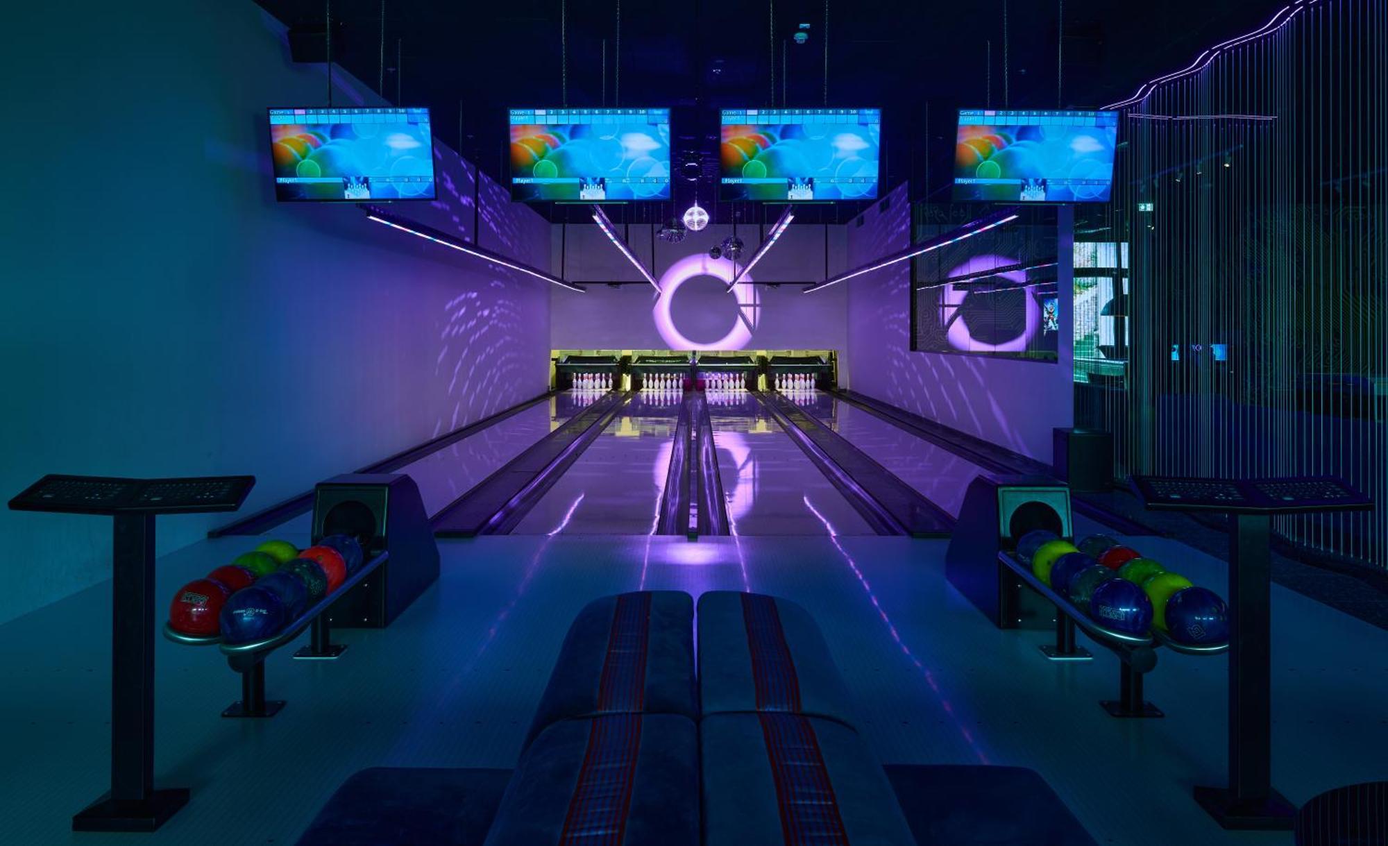 Falkensteiner Hotel & Spa Iadera Petrcane Ngoại thất bức ảnh Bowling at the C-A-T